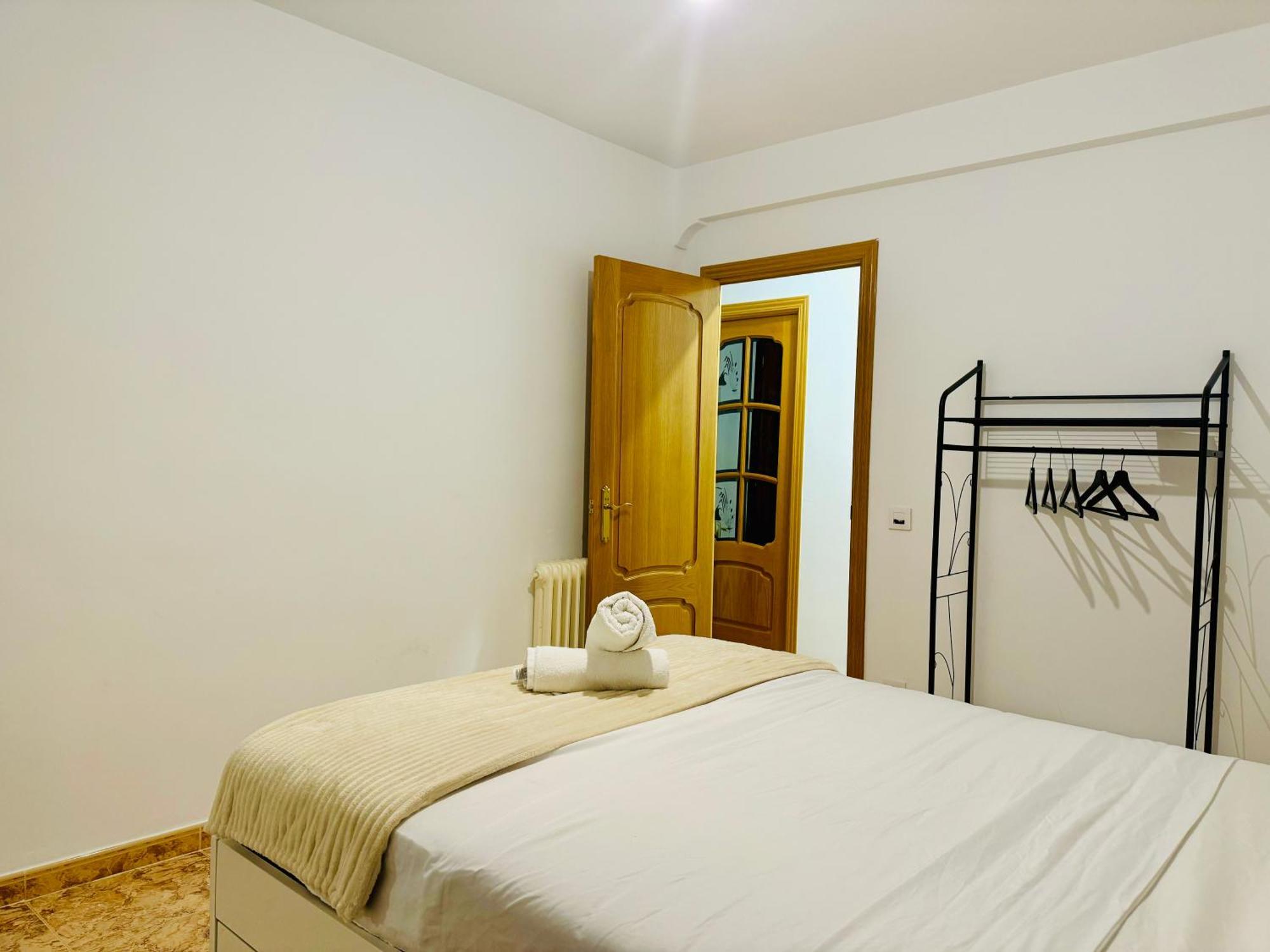 Ferienwohnung Pisos Baraja Gl Madrid Exterior foto