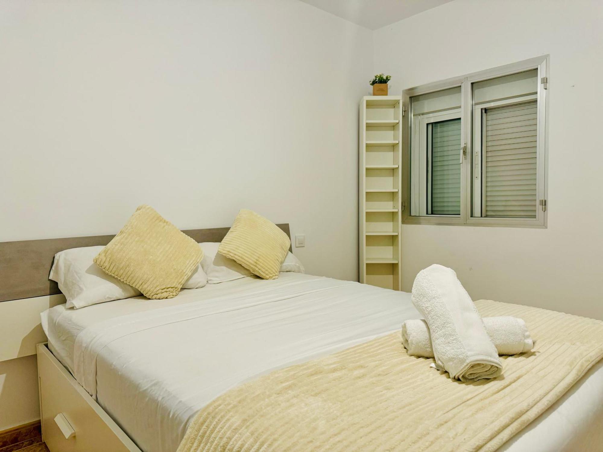 Ferienwohnung Pisos Baraja Gl Madrid Exterior foto